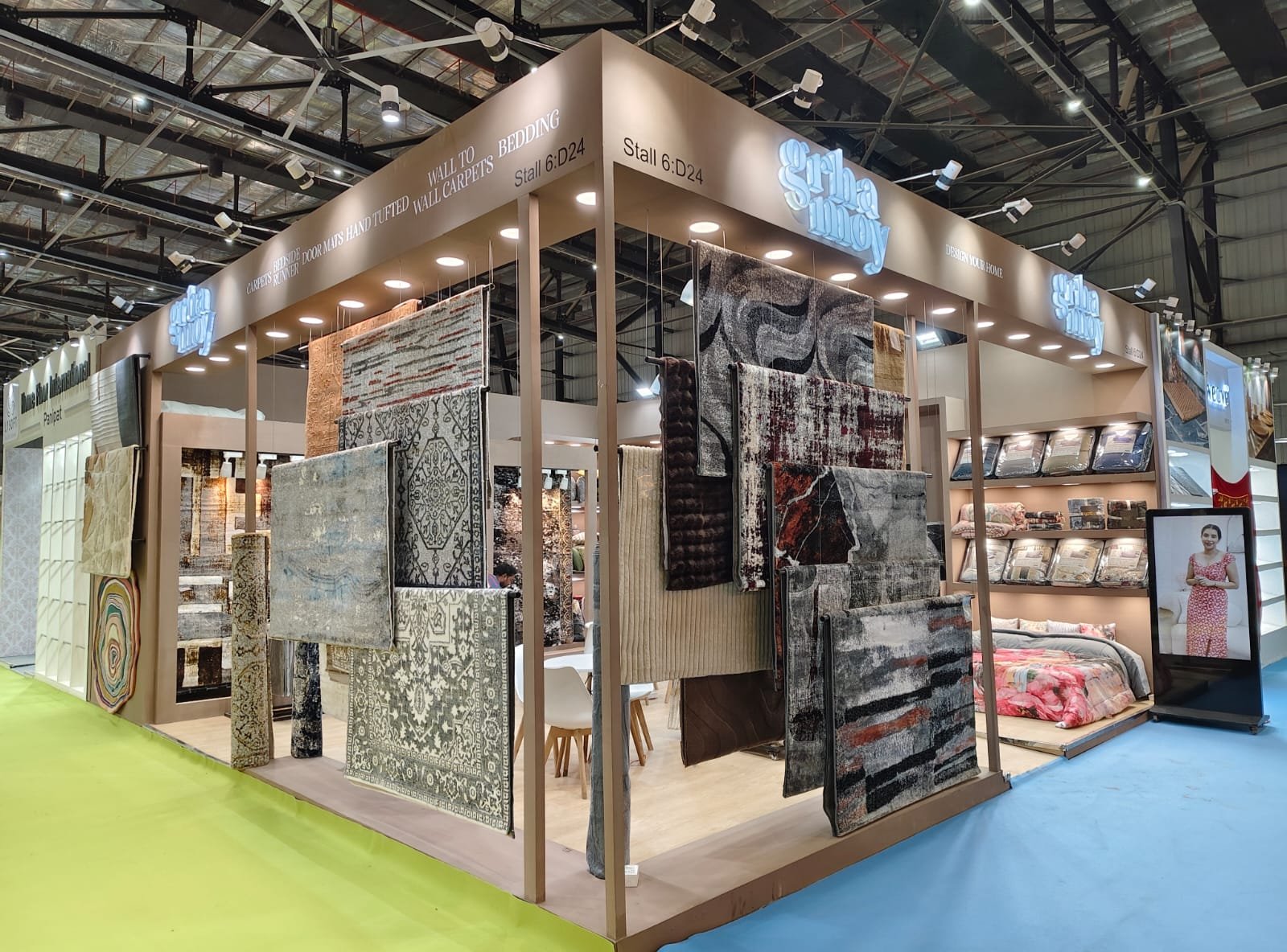 Divine Design & Exhibits project