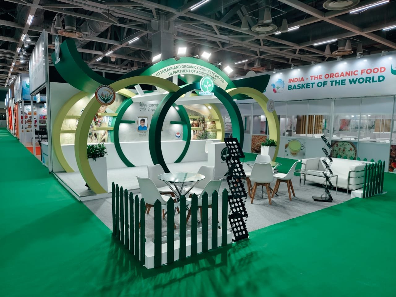 Divine Design & Exhibits project