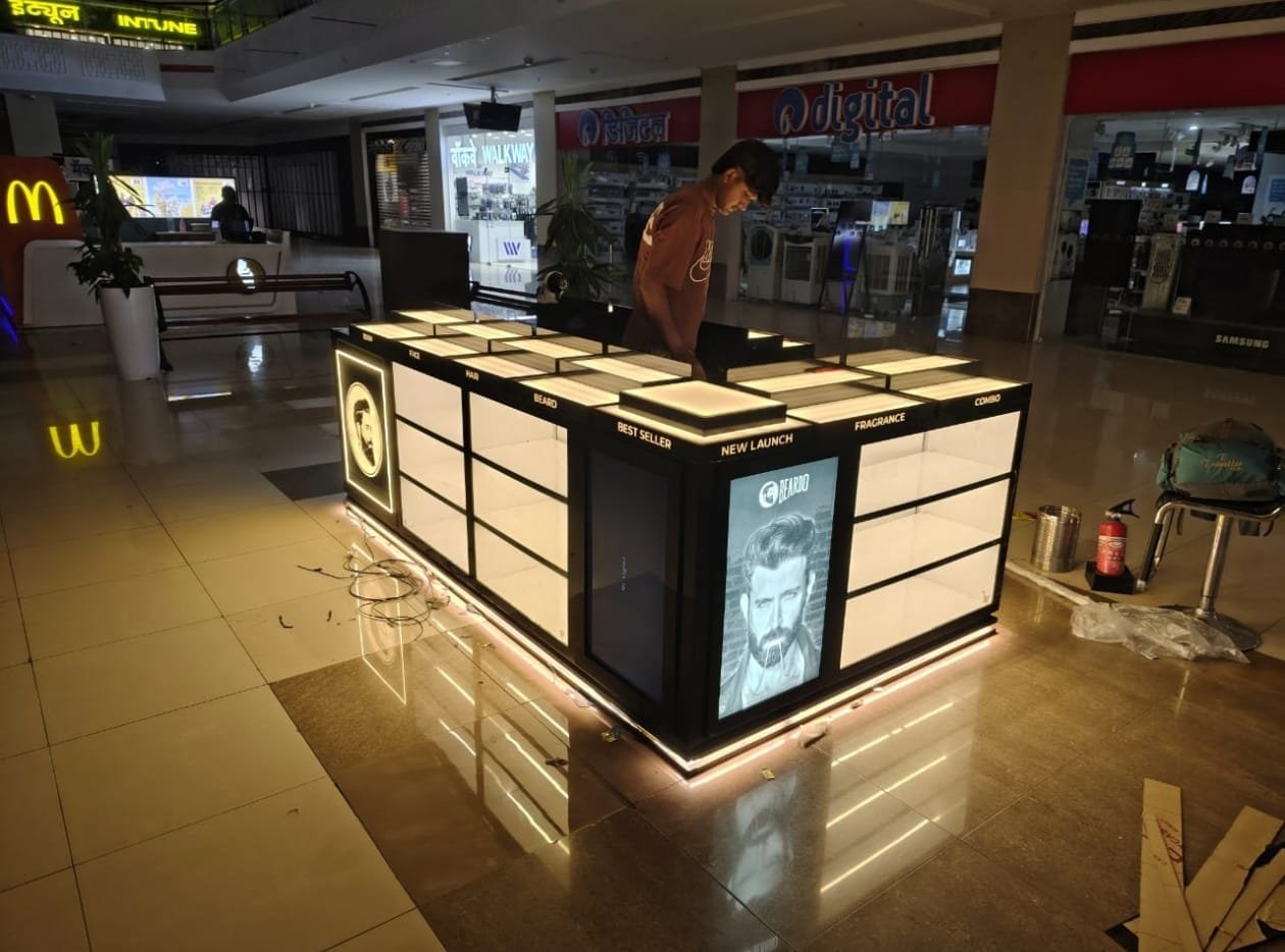 Divine Design & Exhibits project
